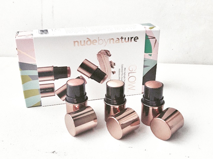 GLOW - Collection Mini set Sticks Enlumineurs Nude By Nature - Prix - 35 euros